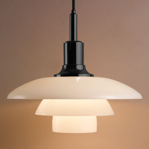 Louis Poulsen PH 3/2 – závesná lampa, čierna